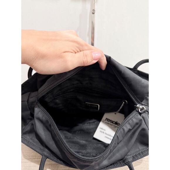 Prada Tessuto Nylon Shoulder Handbag with Zip Closure Black - Picture 10 of 11